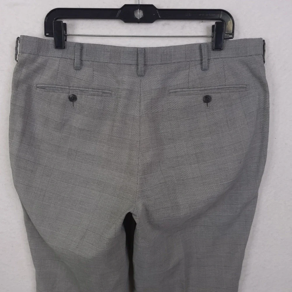 Uniqlo Kando Pants Men 35x34 Grey Glen Plaid Performance Dress Trousers Slim Fit